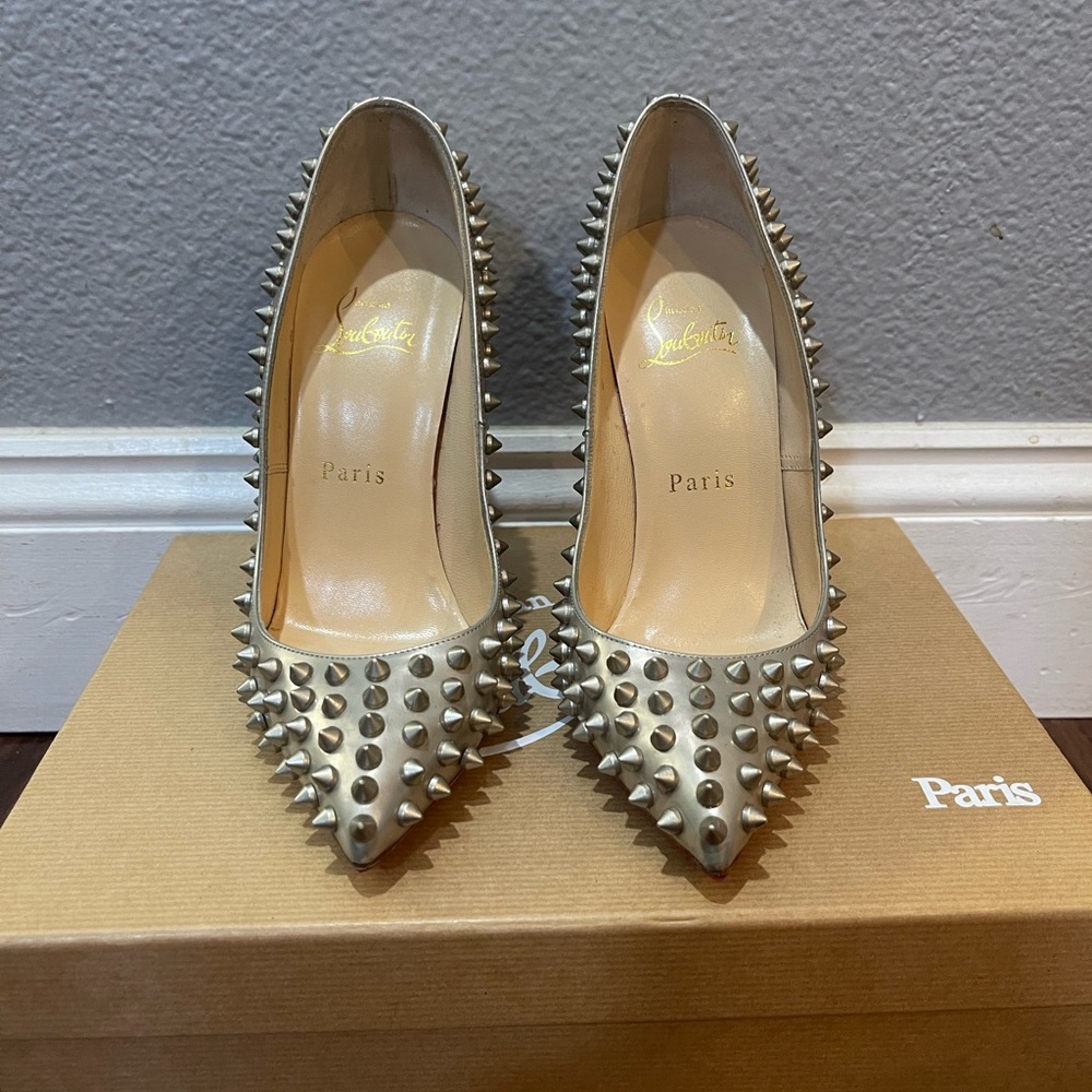 Authentic Christian Louboutin Pigalle Spikes 120. Size 36